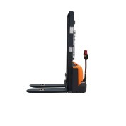 Штабелер самоходный GROST HLP 20/20M