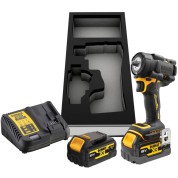 Аккумуляторный гайковерт DeWALT DCF923P2G, 18 В, с 2 АКБ 5 Ач и ЗУ, в чехле